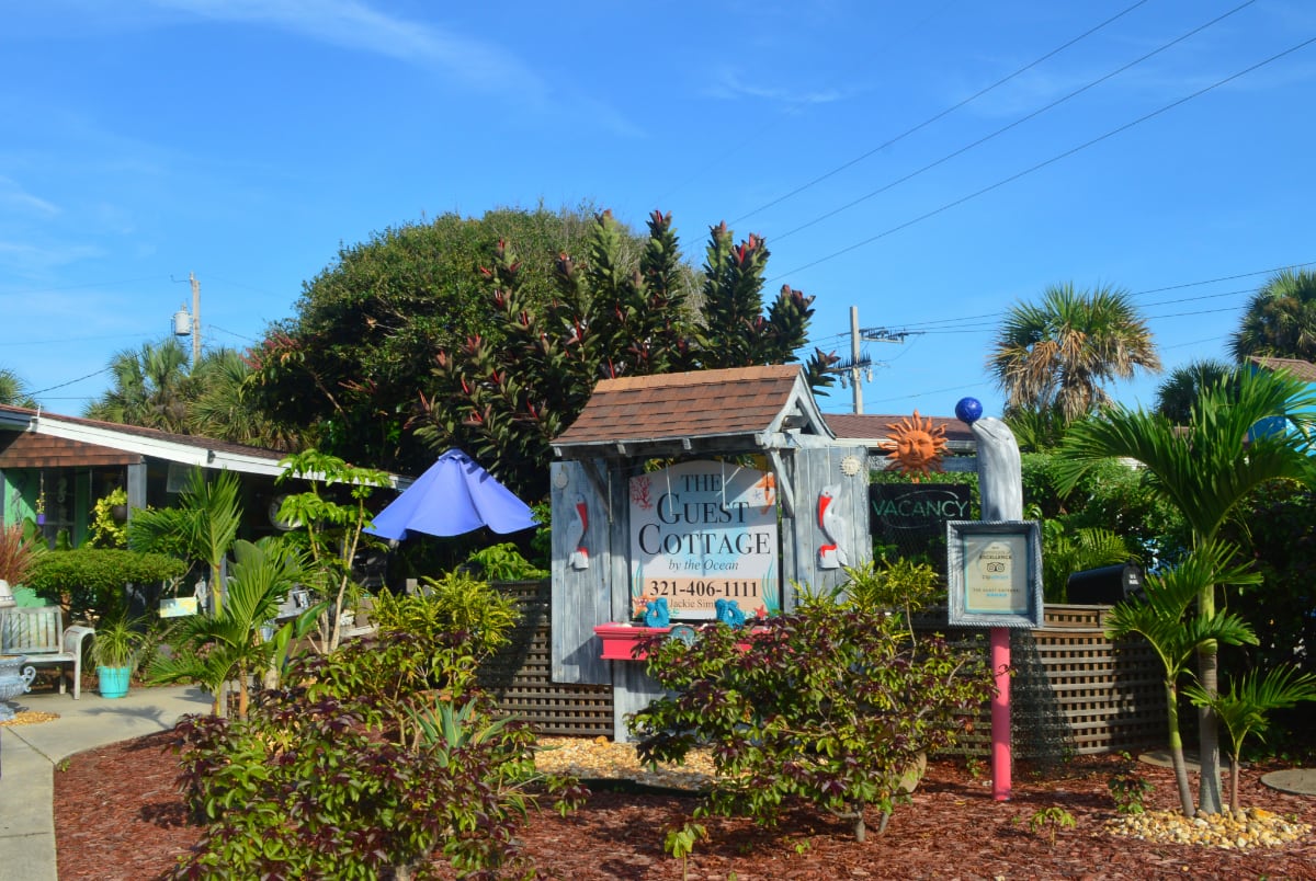 The Guest Cottage by the Ocean Cocoa Beach