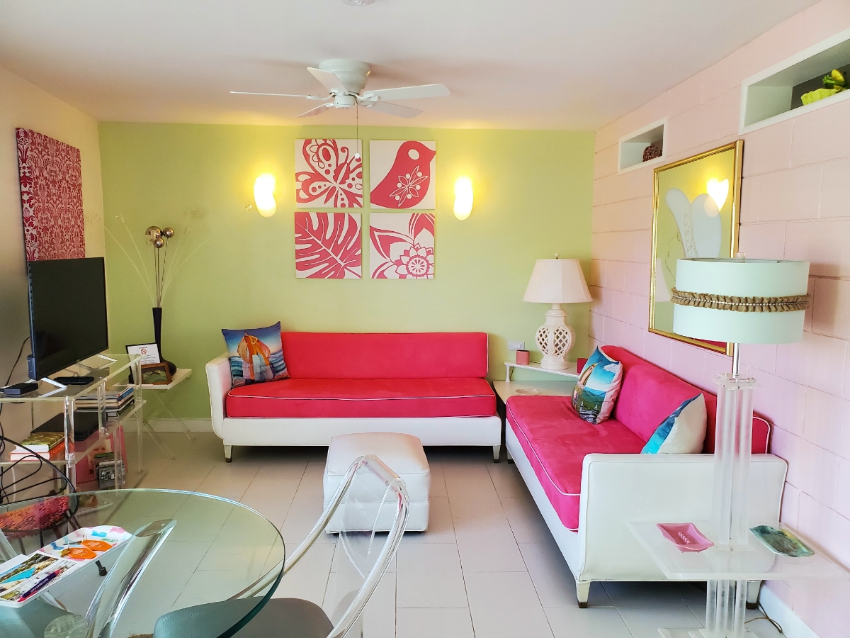 South Beach Place Pink Lady living room