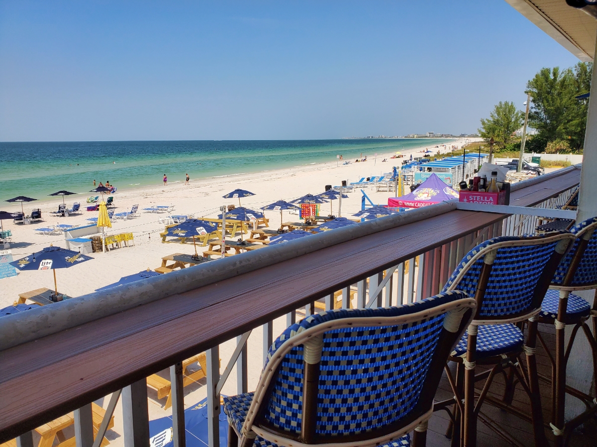 Caddy's Treasure Island Florida, restaurant and beach bar